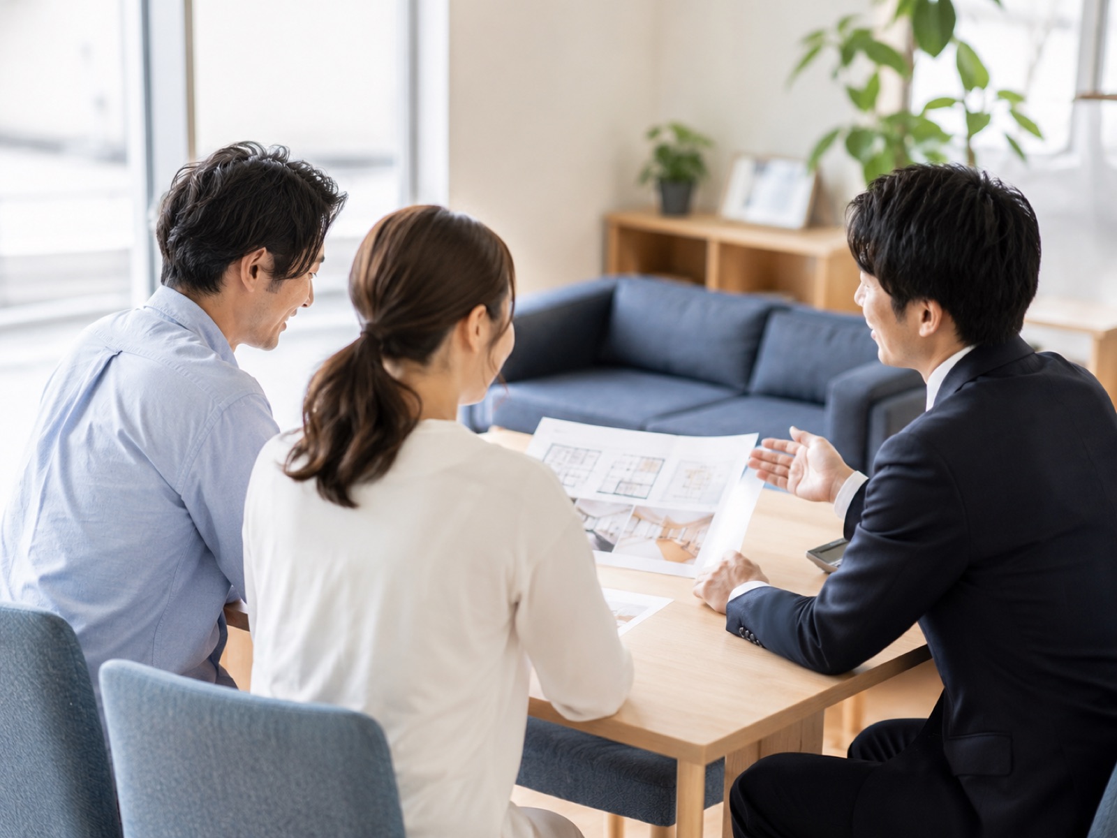 住宅ローンアドバイザーによる相談の様子